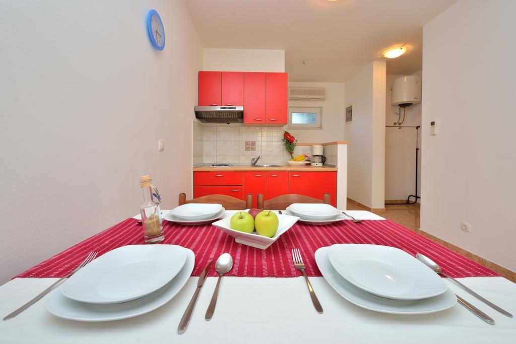 Sara Apartments Petrcane Pokoj fotografie